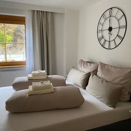 Gemuetliche Mit Gartenblick *